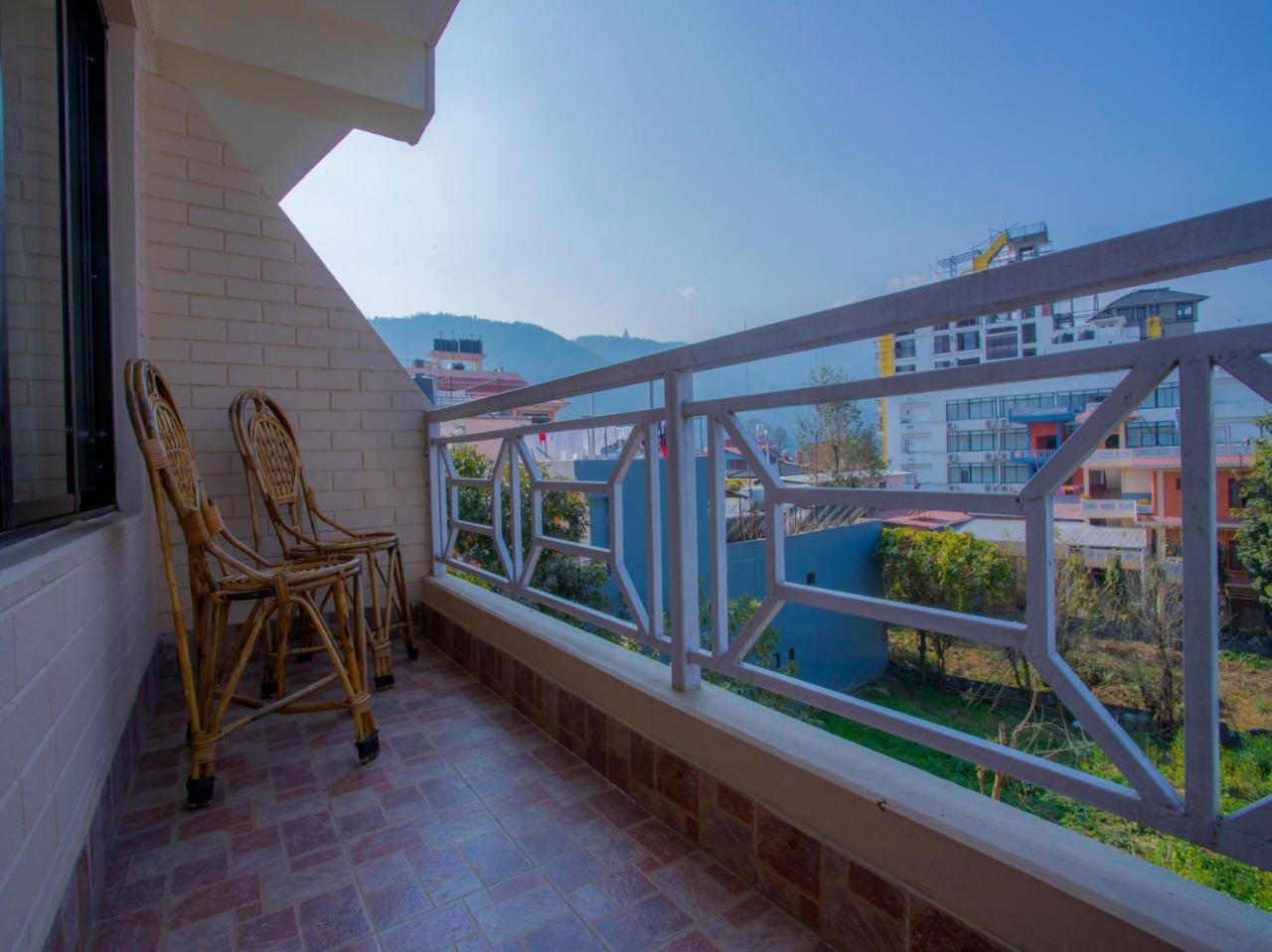 Hotel Garuda Inn Pokhara Eksteriør bilde