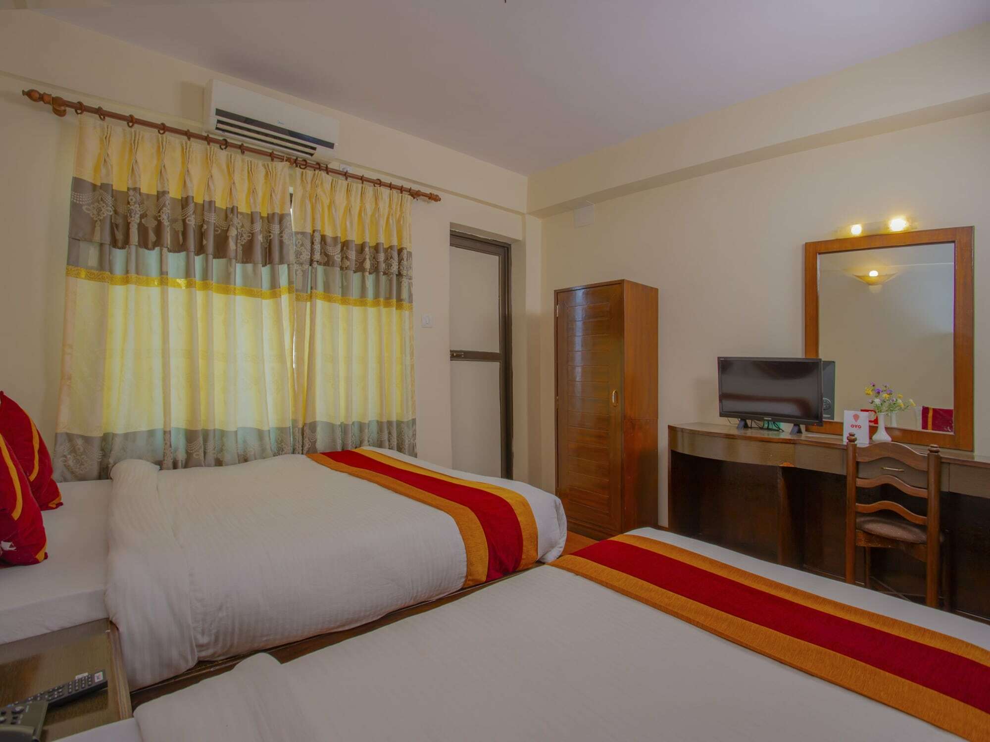 Hotel Garuda Inn Pokhara Eksteriør bilde